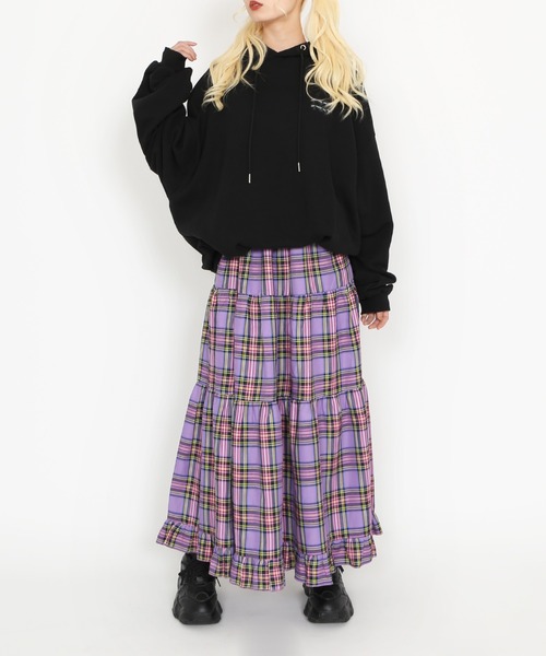 PUNYUS（プニュズ）の「ブラックパンサービッグスウェットパーカー（パーカー・レディース・ブラック/レッド・3/4）」の15枚目の写真