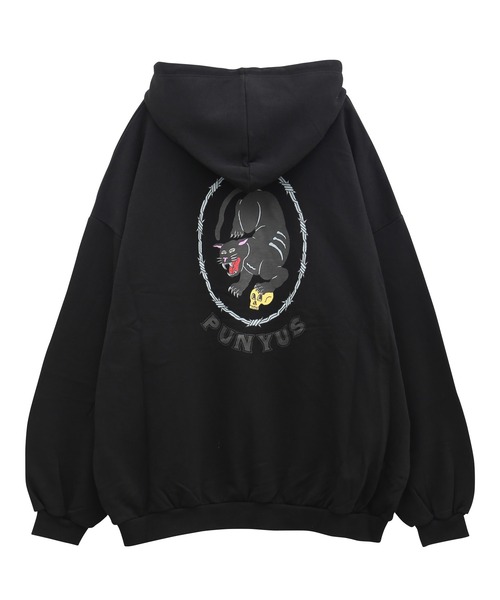 PUNYUS（プニュズ）の「ブラックパンサービッグスウェットパーカー（パーカー・レディース・ブラック/レッド・3/4）」の20枚目の写真