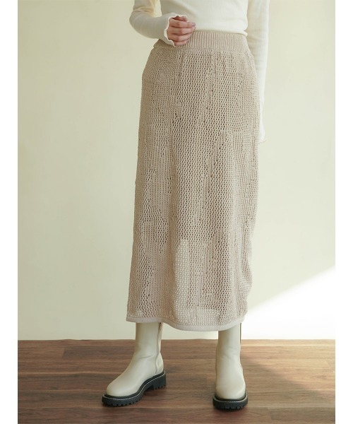 FIKA.(フィーカ)の「Low gauge knit skirt(スカート・レディース・アイボリー/グレー/ベージュ・MEDIUM)」の3枚目の写真