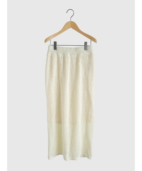 FIKA.(フィーカ)の「Low gauge knit skirt(スカート・レディース・アイボリー/グレー/ベージュ・MEDIUM)」の11枚目の写真