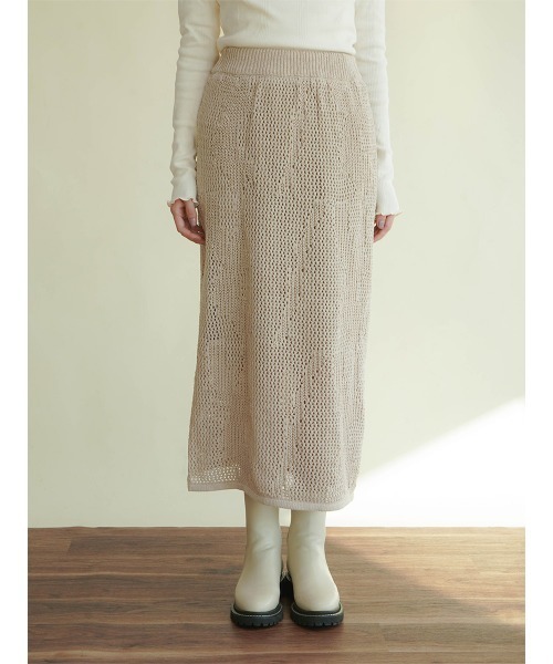 FIKA.(フィーカ)の「Low gauge knit skirt(スカート・レディース・アイボリー/グレー/ベージュ・MEDIUM)」の8枚目の写真