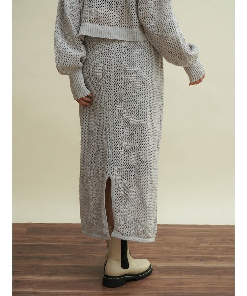 FIKA.(フィーカ)の「Low gauge knit skirt(スカート・レディース・アイボリー/グレー/ベージュ・MEDIUM)」の7枚目の写真