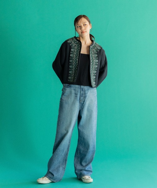 AMERICAN RAG CIE（アメリカンラグシー）の「LEIN  襟ぐり刺繍裏ボアキルトジャケット（ノーカラージャケット・レディース・オフホワイト/ブラック・FREE）」の14枚目の写真