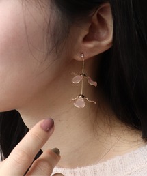 ロングフラワーエポピアス