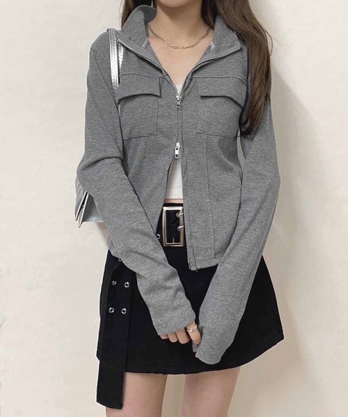 NANEA(ナネア)の「ポケット付きダブルジップハイネックトップス(Tシャツ/カットソー・レディース・グレー・SMALL/MEDIUM/LARGE)」の12枚目の写真