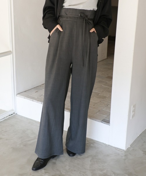 select MOCA Et（セレクトモカエト）の「【Et】High-Waisted Gathered-Tuck Wide-Leg Pants（スラックス・レディース・ライトブラウン/チャコール・LARGE/MEDIUM）」の2枚目の写真