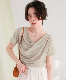 オフショルダーハーフスリーブTシャツ