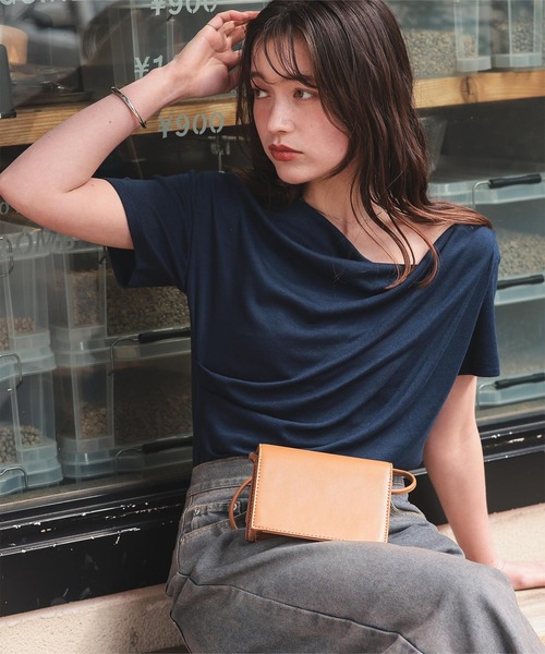 titivate(ティティベイト)の「オフショルダーハーフスリーブTシャツ(Tシャツ/カットソー・レディース・オリーブ/オレンジ/ネイビー/ブラック/杢グレー/オフホワイト/グレー系その他/ベージュ/ドット・L/M/S)」の8枚目の写真