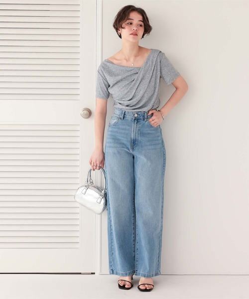 titivate(ティティベイト)の「オフショルダーハーフスリーブTシャツ(Tシャツ/カットソー・レディース・オリーブ/オレンジ/ネイビー/ブラック/杢グレー/オフホワイト/グレー系その他/ベージュ/ドット・L/M/S)」の22枚目の写真