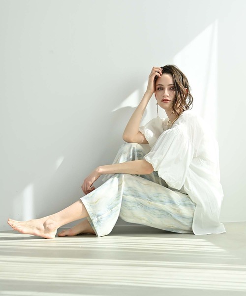 Anside（アンサイド）の「カームウェーブプリントワイドパンツ（その他パンツ・レディース・ラベンダー/ブルー/グレー・M）」の4枚目の写真