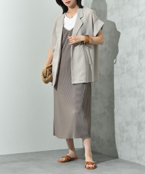 actuel（アクチュエル）の「【ａｃｔｕｅｌ】カットスムースプリーツキャミワンピース（ワンピース・レディース・チャコールグレー/ブラック/ミント/モカ・FREE）」の11枚目の写真