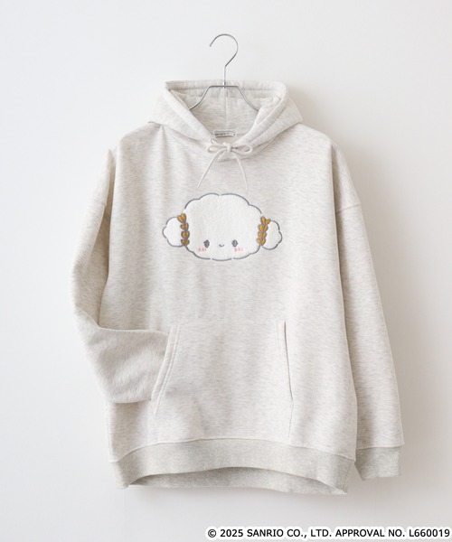sanrio(サンリオ)の「サンリオキャラクターズ裏起毛ビッグシルエットプルパーカー(パーカー・メンズ・オフホワイト/レッド/ネイビー/ブラック/ピンクベージュ/ピンク系その他/ライトピンク/チャコール/オートミール/ラベンダー/ホワイト系その他/グリーン/アイボリー/サックスブルー/サックスブルー系1/サックスブルー系/ホワイト系その他2/ブラック系・FREE)」の9枚目の写真