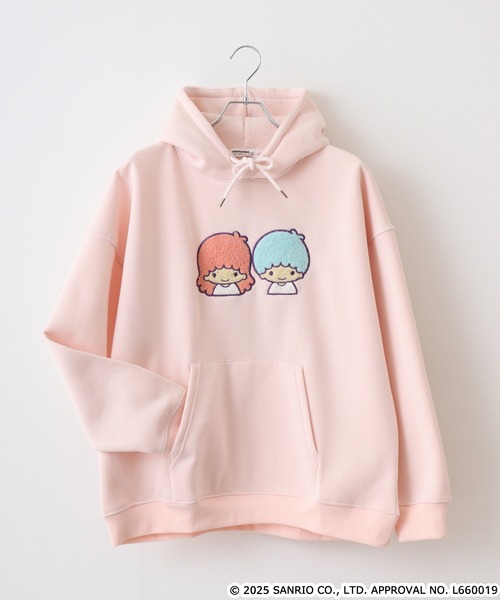 sanrio(サンリオ)の「サンリオキャラクターズ裏起毛ビッグシルエットプルパーカー(パーカー・メンズ・オフホワイト/レッド/ネイビー/ブラック/ピンクベージュ/ピンク系その他/ライトピンク/チャコール/オートミール/ラベンダー/ホワイト系その他/グリーン/アイボリー/サックスブルー/サックスブルー系1/サックスブルー系/ホワイト系その他2/ブラック系・FREE)」の16枚目の写真
