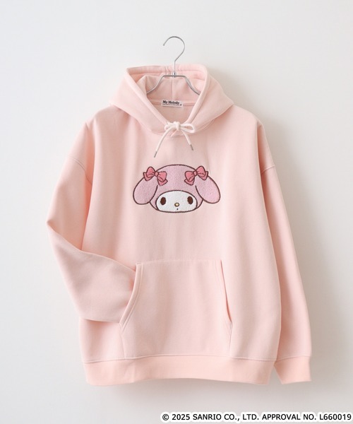 sanrio(サンリオ)の「サンリオキャラクターズ裏起毛ビッグシルエットプルパーカー(パーカー・メンズ・オフホワイト/レッド/ネイビー/ブラック/ピンクベージュ/ピンク系その他/ライトピンク/チャコール/オートミール/ラベンダー/ホワイト系その他/グリーン/アイボリー/サックスブルー/サックスブルー系1/サックスブルー系/ホワイト系その他2/ブラック系・FREE)」の17枚目の写真