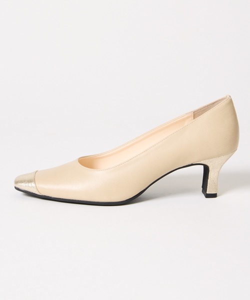 AIMER(エメ)の「スクエアトゥコンビネーションパンプス(パンプス・レディース・ベージュ/グレー・22.5cm/23.5cm/24.5cm)」の3枚目の写真
