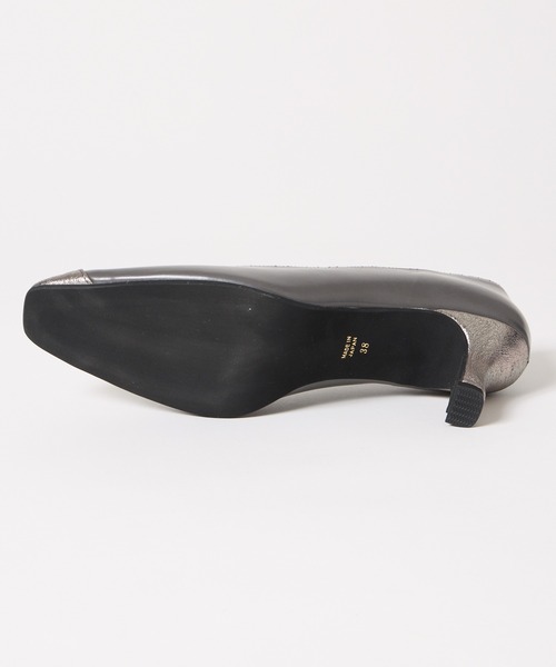 AIMER(エメ)の「スクエアトゥコンビネーションパンプス(パンプス・レディース・ベージュ/グレー・22.5cm/23.5cm/24.5cm)」の12枚目の写真