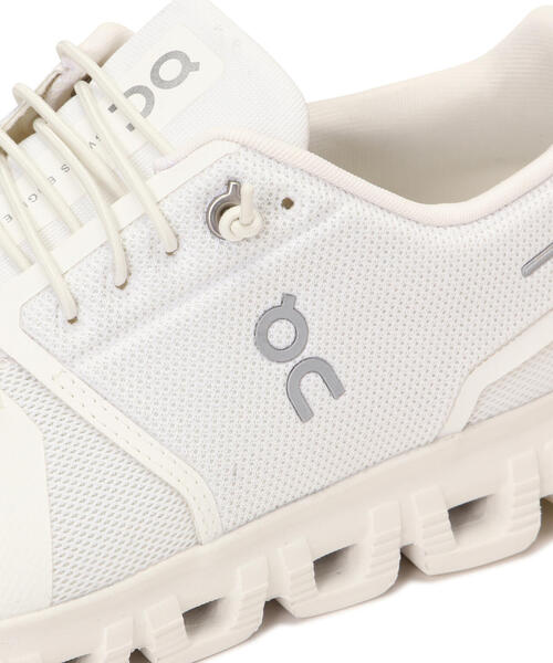 On(オン)の「On/オン Cloud 6 (MEN'S) クラウド6(スニーカー・メンズ・ブラック/グレー/ホワイト/モスグリーン・10/8/9/8.5/9.5/10.5)」の9枚目の写真