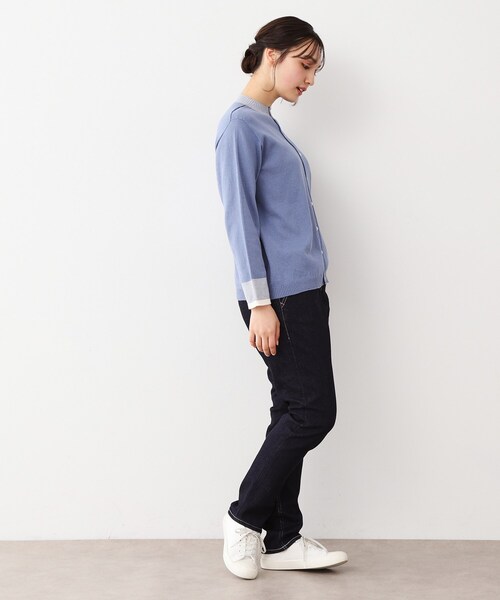 LAURA ASHLEY(ローラアシュレイ)の「【WEB限定色!/日本製/ワンマイルウエア】 コットン コンパクトヤーン カーディガン(カーディガン/ボレロ・レディース・ブルー系・38)」の4枚目の写真
