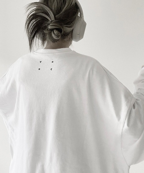 YACA（ヤーカ）の「cutoff mini logo tee/カットオフミニロゴT【unisex item】（Tシャツ/カットソー・レディース・ブラック/ホワイト・FREE）」の5枚目の写真