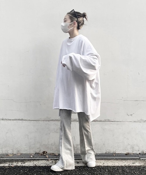 YACA（ヤーカ）の「cutoff mini logo tee/カットオフミニロゴT【unisex item】（Tシャツ/カットソー・レディース・ブラック/ホワイト・FREE）」の8枚目の写真