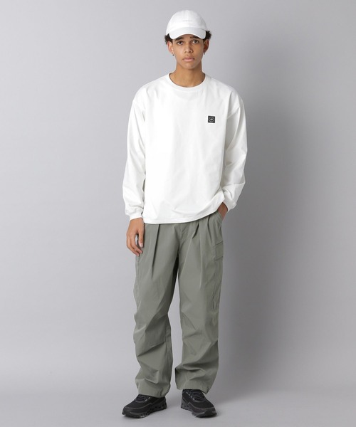 NUMERALS(ヌメラルズ)の「【NUMERALS】ワンポイントロゴTEE(Tシャツ/カットソー・メンズ・オフホワイト/カーキ/ブラック・SMALL/LARGE/MEDIUM)」の4枚目の写真