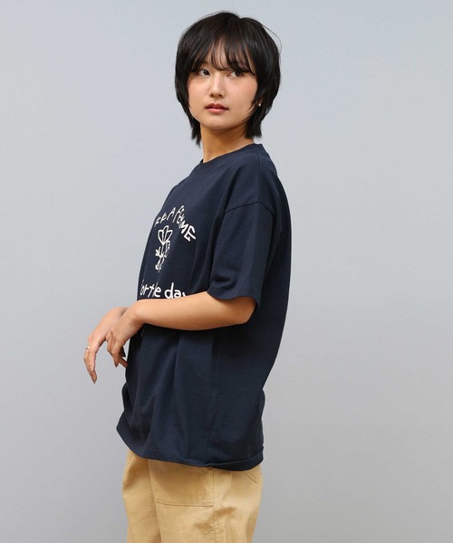 ムラサキスポーツ(ムラサキスポーツ)の「RIKKA FEMME/リッカファム Tシャツ RF25SS11(Tシャツ/カットソー・レディース・ライトベージュ/ネイビー/ホワイト・FREE)」の19枚目の写真