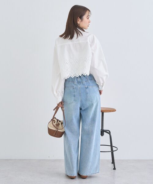 earth music&ecology(アースミュージックアンドエコロジー)の「スカラップトリムシャツ(シャツ/ブラウス・レディース・ブラック/オフホワイト/ブルー・FREE)」の12枚目の写真