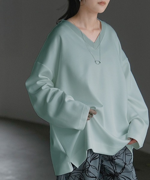 HUG.U（ハグユー）の「とろける極のび ポンチ Tシャツ ロンT 長袖ver.（Tシャツ/カットソー・レディース・ライトグレー/グレイッシュブルー/ブラック/ミント/ホワイト/グレイッシュベージュ/スモークピンク/ブラック系その他/ブルー系その他/グリーン系その他/グレー系その他/ピンク系その他/ベージュ系その他/ホワイト系その他・FREE）」の11枚目の写真