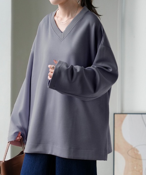 HUG.U（ハグユー）の「とろける極のび ポンチ Tシャツ ロンT 長袖ver.（Tシャツ/カットソー・レディース・ライトグレー/グレイッシュブルー/ブラック/ミント/ホワイト/グレイッシュベージュ/スモークピンク/ブラック系その他/ブルー系その他/グリーン系その他/グレー系その他/ピンク系その他/ベージュ系その他/ホワイト系その他・FREE）」の12枚目の写真
