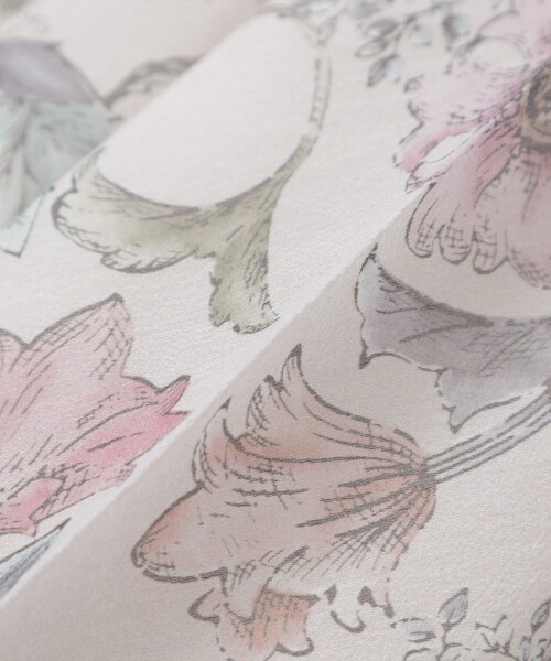 MACKINTOSH LONDON(マッキントッシュ ロンドン)の「【婦人画報掲載】【BIBURY FLOWER】ドローイングカラーバイブリーフラワースカート(スカート・レディース・ピンク系その他2/ブルー・38/36)」の4枚目の写真