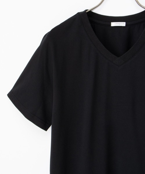 Honeys(ハニーズ)の「【ハニさら・接触冷感・UVカット】きれいめVネックTシャツ(Tシャツ/カットソー・レディース・カーキ/ブラック/オフホワイト/ブルー/スミクロ/モカ・L/LL/M/S)」の20枚目の写真