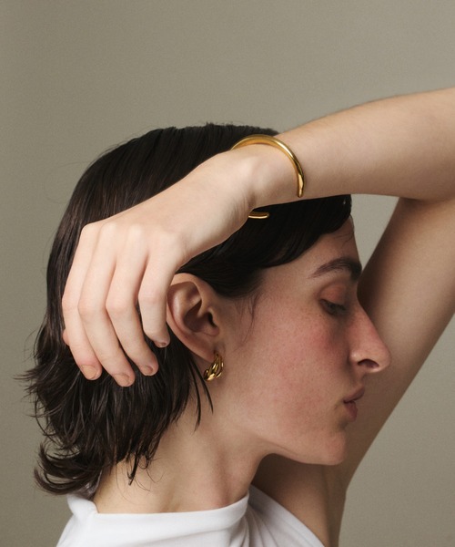 CENE（セネ）の「【CENE】セネ/ウェーブバングル（ブレスレット・レディース・ゴールド/シルバー・FREE）」の4枚目の写真