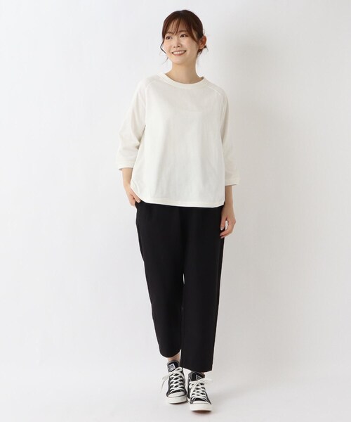 one'sterrace(ワンズテラス)の「ゆったりラグラン 7分袖ムジプルオーバー(Tシャツ/カットソー・レディース・ホワイト系9/グレー系その他7/カーキ系5/ブルー系その他7/ベージュ系8・02)」の14枚目の写真