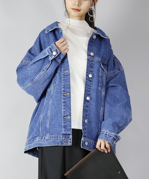 and it_(アンドイット)の「ビッグシルエットデニムジャケット(デニムジャケット・レディース・インディゴブルー/ブルー/ブラック/サックスブルー・M)」の4枚目の写真