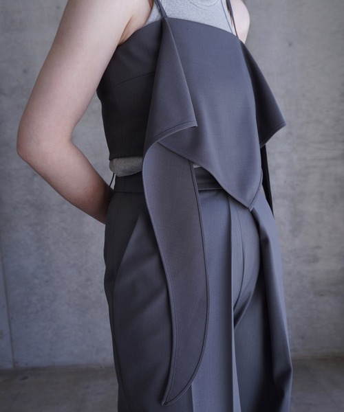 LOW CLASSIC（ロウ　クラシック）の「CLASSIC SCARF TOP（キャミソール・レディース・グレー・S）」の6枚目の写真