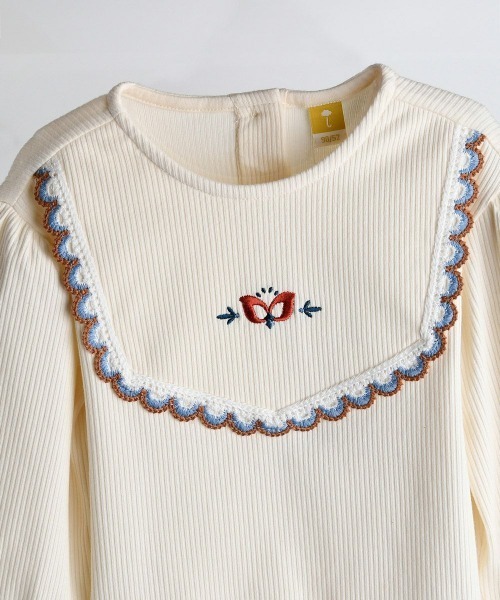 moimoln（モイモルン）の「ケイリー刺繍トップス（Tシャツ/カットソー・キッズ・アイボリー・90cm/100cm/110cm/120cm）」の3枚目の写真