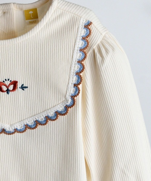 moimoln（モイモルン）の「ケイリー刺繍トップス（Tシャツ/カットソー・キッズ・アイボリー・90cm/100cm/110cm/120cm）」の4枚目の写真