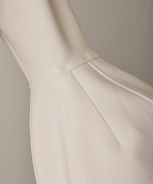 LIVETART（リヴェタート）の「ベルスリーブワンピース（ワンピース・レディース・アイボリー/ブラック・FREE）」の22枚目の写真