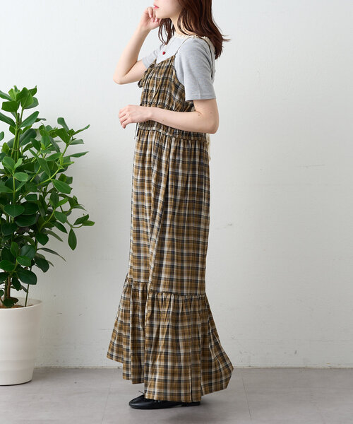 w closet(ダブルクローゼット)の「シアーチェックティアードキャミワンピース(ワンピース・レディース・ブラック/ブルー/ブラウン・FREE)」の20枚目の写真