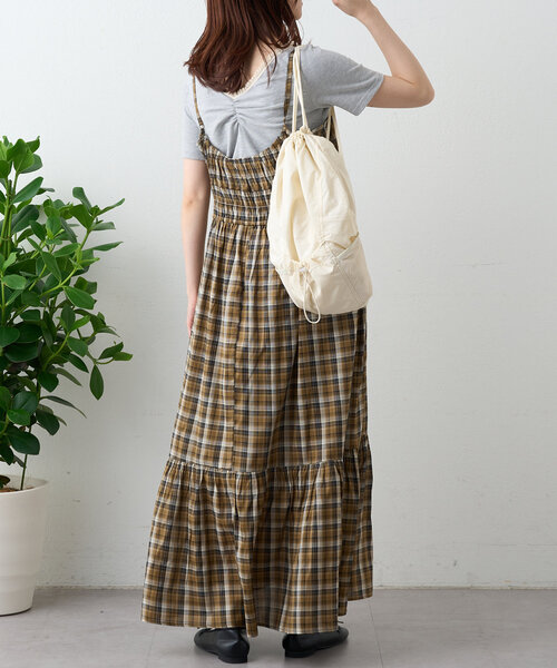 w closet(ダブルクローゼット)の「シアーチェックティアードキャミワンピース(ワンピース・レディース・ブラック/ブルー/ブラウン・FREE)」の22枚目の写真