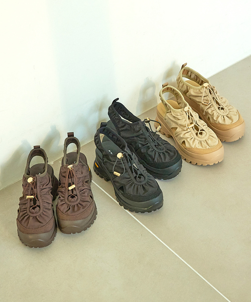 Au BANNISTER(オゥバニスター)の「【Vibram/ヴィブラムソール】スポーツサンダル(サンダル・レディース・ダークブラウン/ベージュ/ブラック・M/L/S)」の13枚目の写真