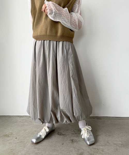 Jewelobe(ジュエローブ)の「スクエアトゥバレエコアシューズ(バレエシューズ・レディース・ブラック/シルバー・XL/L/M/S)」の9枚目の写真