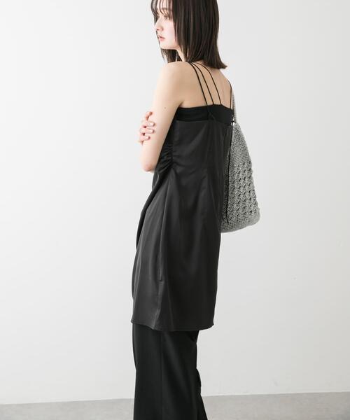 SENSE OF PLACE by URBAN RESEARCH（センスオブプレイスバイアーバンリサーチ）の「サテンタックミニキャミワンピース（ワンピース・レディース・ブラック/オフホワイト・ONE）」の5枚目の写真