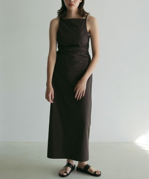 アンヌーク　anuke Backopen Shirring Onepiece ànuke online store（アンヌーク） / Backopen Shirring