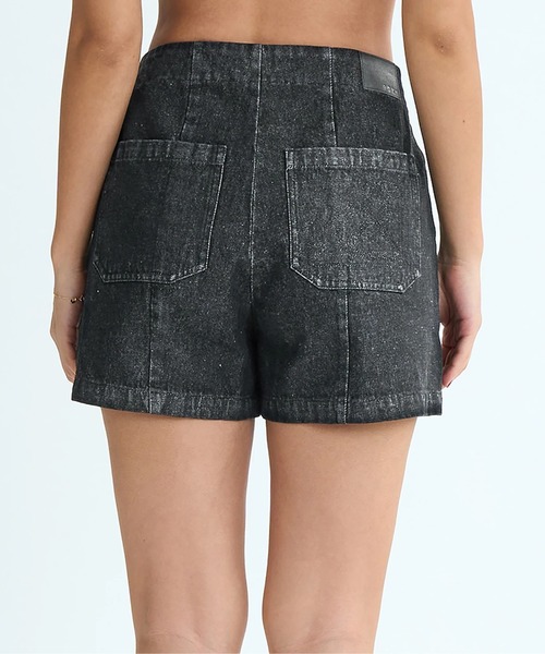 ROXY（ロキシー）の「FAVORITE /ロキシーデニムショートパンツ（デニムパンツ・レディース・ブルー/ブラック・LARGE/SMALL/MEDIUM）」の3枚目の写真