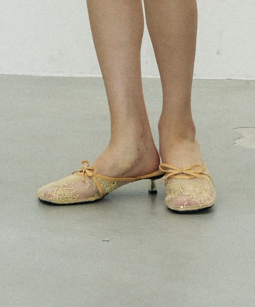 Lutim by u(ルチバイユー)の「Flower Embroidery Ribbon Mesh Mules/フラワー刺繍リボンメッシュミュール(サンダル・レディース・クリーム/ホワイト・37/39)」の11枚目の写真
