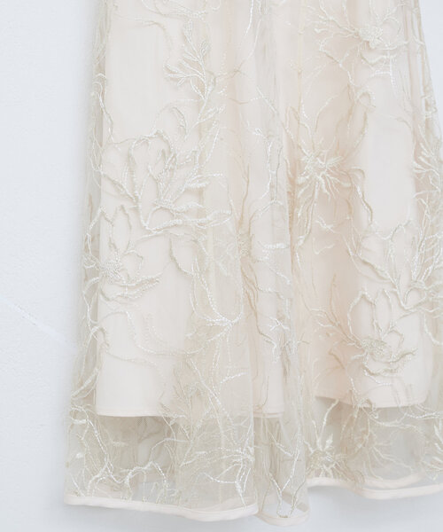 natural couture（ナチュラルクチュール）の「チュール刺繍切替