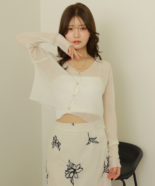 LAULEN（ローレン）の「sheer rib v neck cardigan /シアー プリーツ Vネック ショート丈 カーディガン（カーディガン/ボレロ・レディース・ホワイト/ピンク/イエロー/ブラック/グレー/ブルー・FREE）」の12枚目の写真