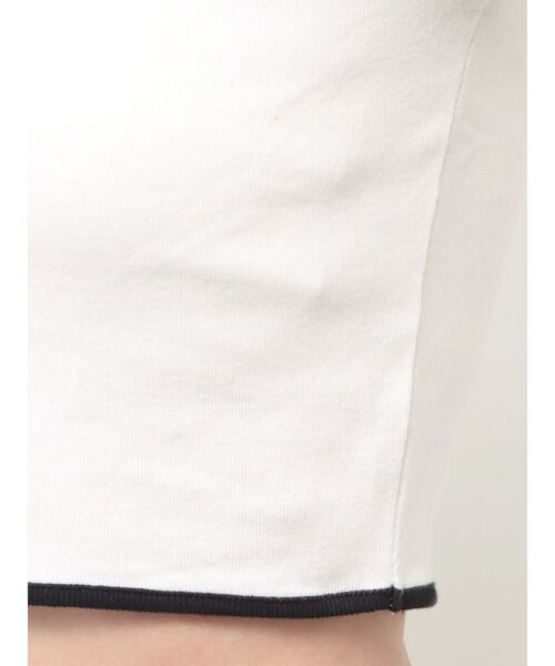 GYDA(ジェイダ)の「Symmetry GYDAバイカラーTシャツ(Tシャツ/カットソー・レディース・オフホワイト/ブラック/ピンク・FREE)」の8枚目の写真