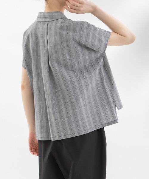 nop de nod(ノップドゥノッド)の「misc rondeフレンチスリーブブラウス(シャツ/ブラウス・レディース・スミクロ/オフホワイト/ライトブルー/ブラック・3)」の8枚目の写真